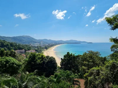 침실 2개 아파트 — Happy Apartment on Karon Beach